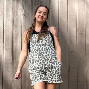 Free People Ziggy Shortalls Leopard Print Overalls Size M Denim Cutoff Shorts
